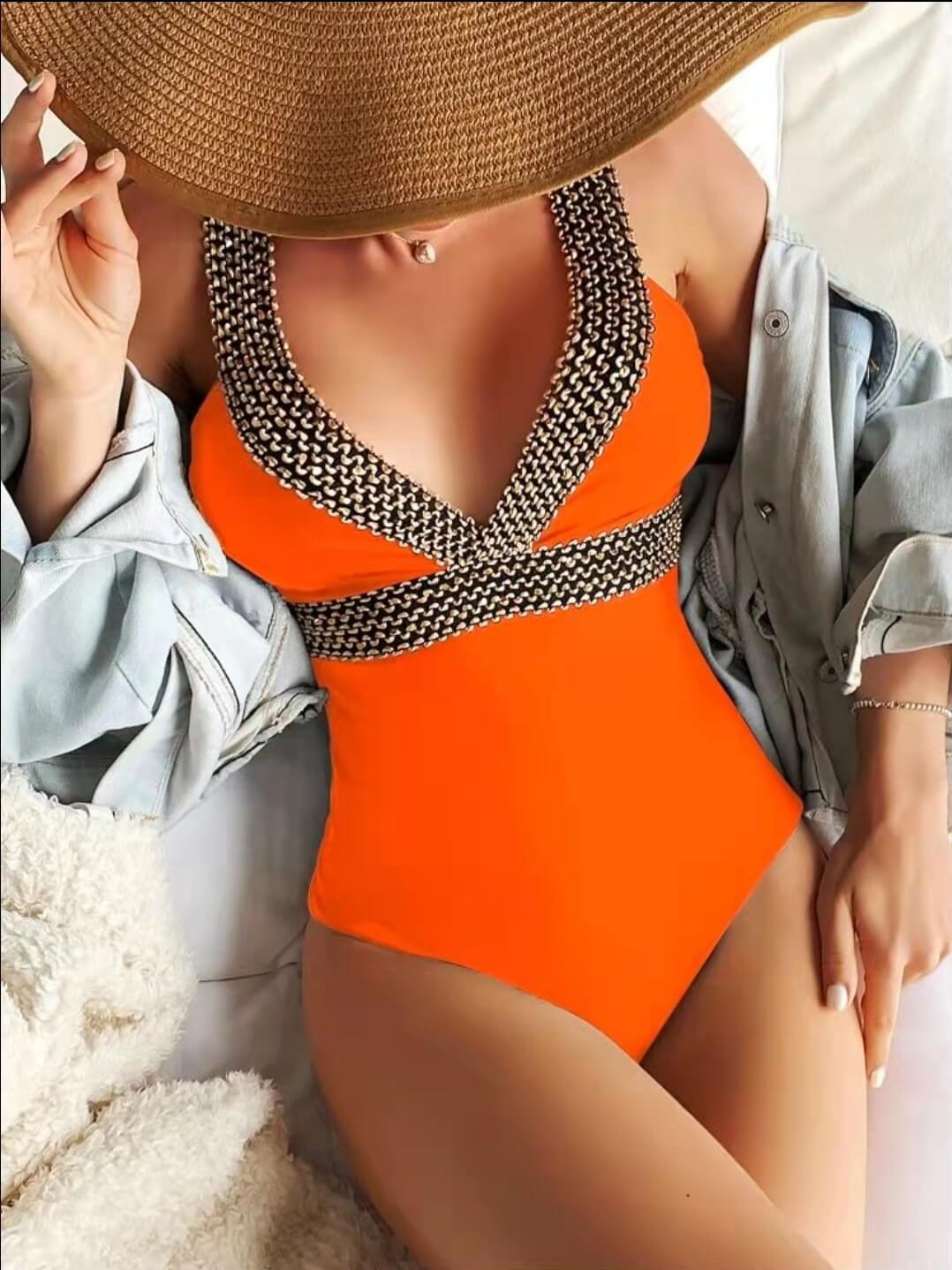 Levoire | Maillot De Bain Avec Décolleté En V Et Détails Dorés Orange
