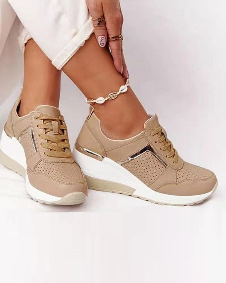 Levoire | Baskets Avec Un Mesh Et Un Talon Compensé