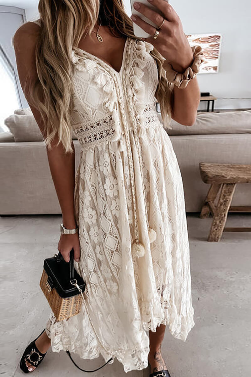 Levoire | Robe Midi Avec Détail De Volants Brodés Beige