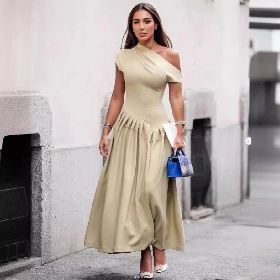 Levoire | Jupe Crayon Irrégulière Taille Haute À Manches Courtes Et Encolure Ronde