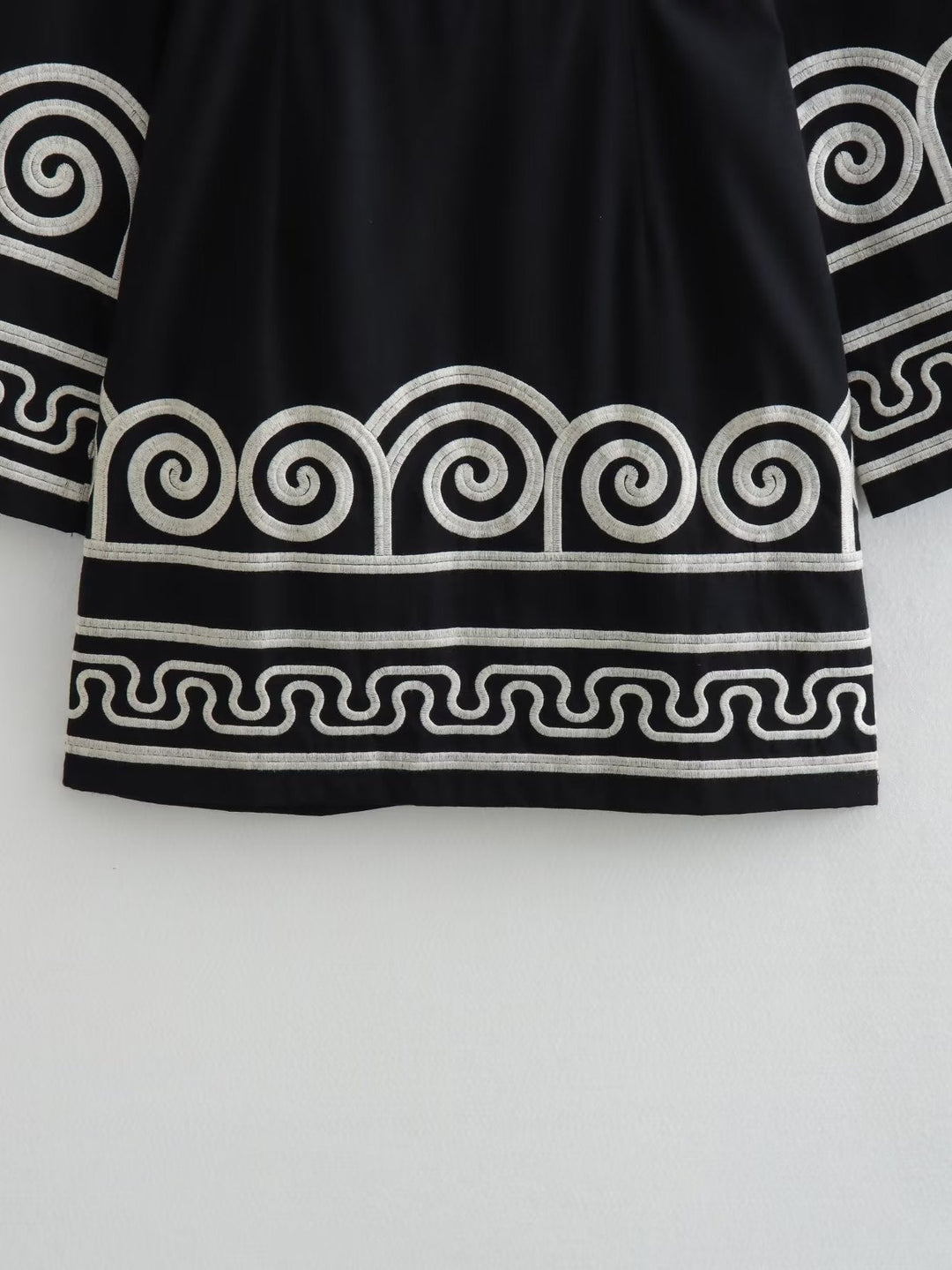 Levoire | Robe À Manches Courtes Avec Manches Longues