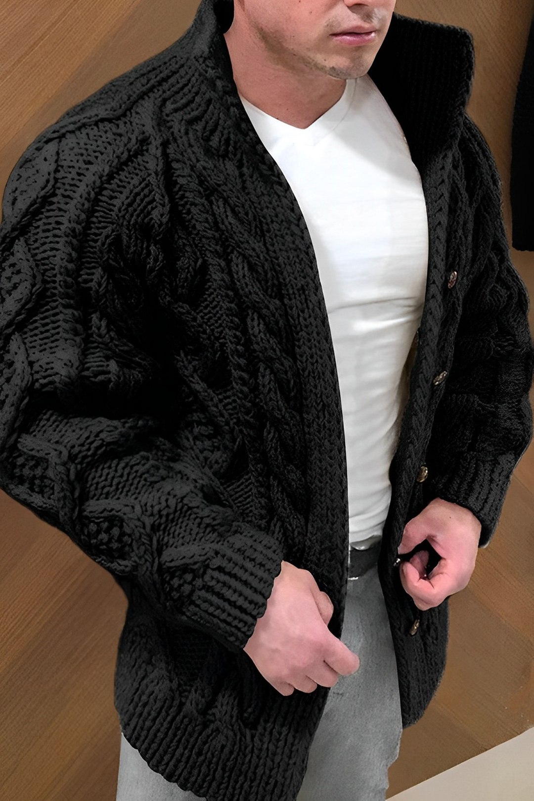 Gilet en tricot chaud avec motif en torsades