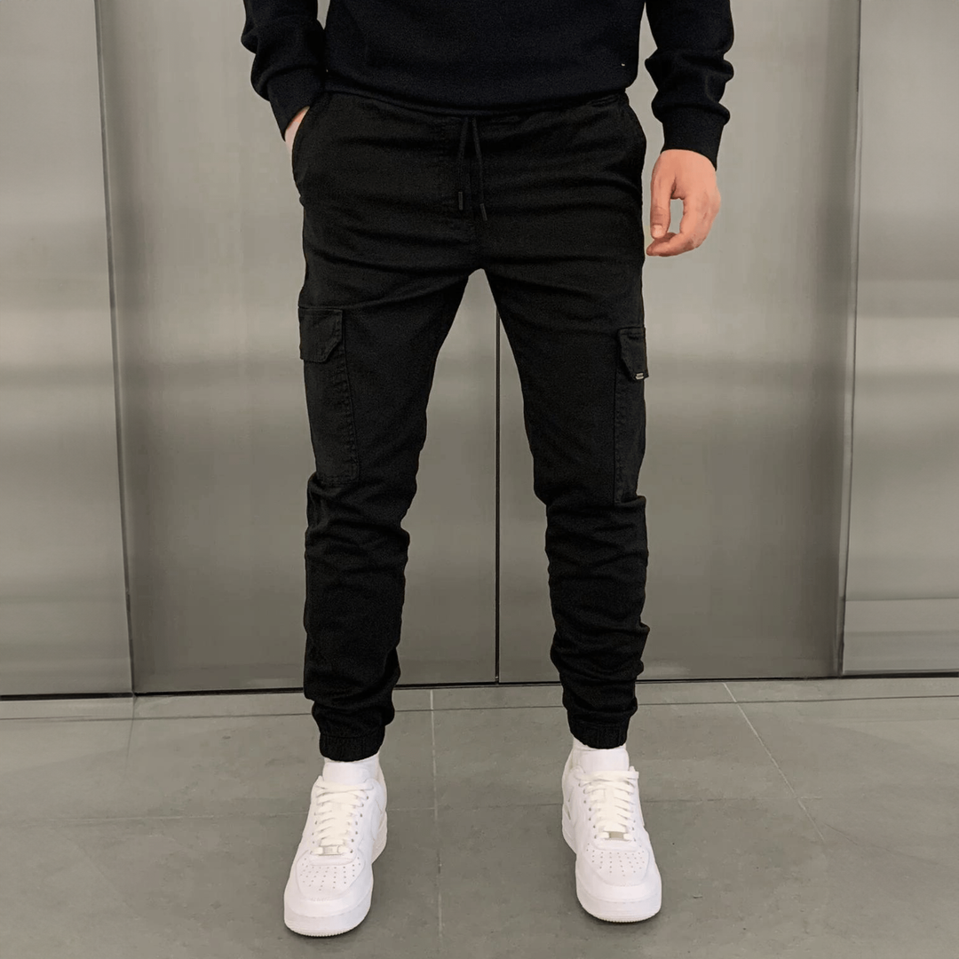 Levoire | Jogger Cargo Technique Et Polyvalent Nero