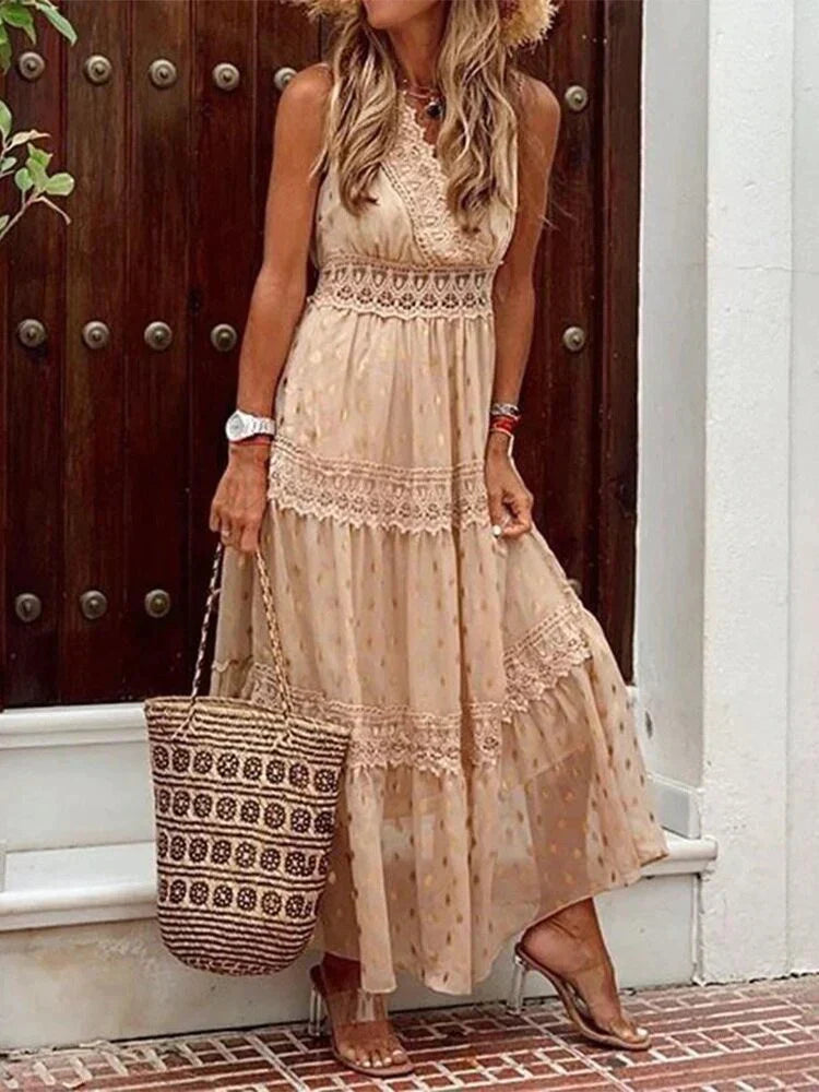 Levoire | Robe Longue Élégante Avec Détails En Dentelle Beige