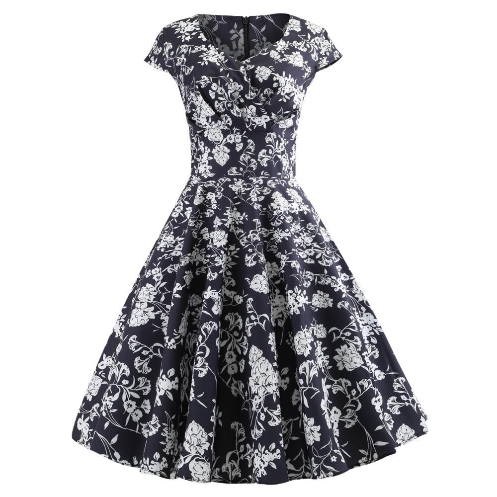 Robe portefeuille pour femmes avec un design floral élégant et une coupe flatteuse Levoire
