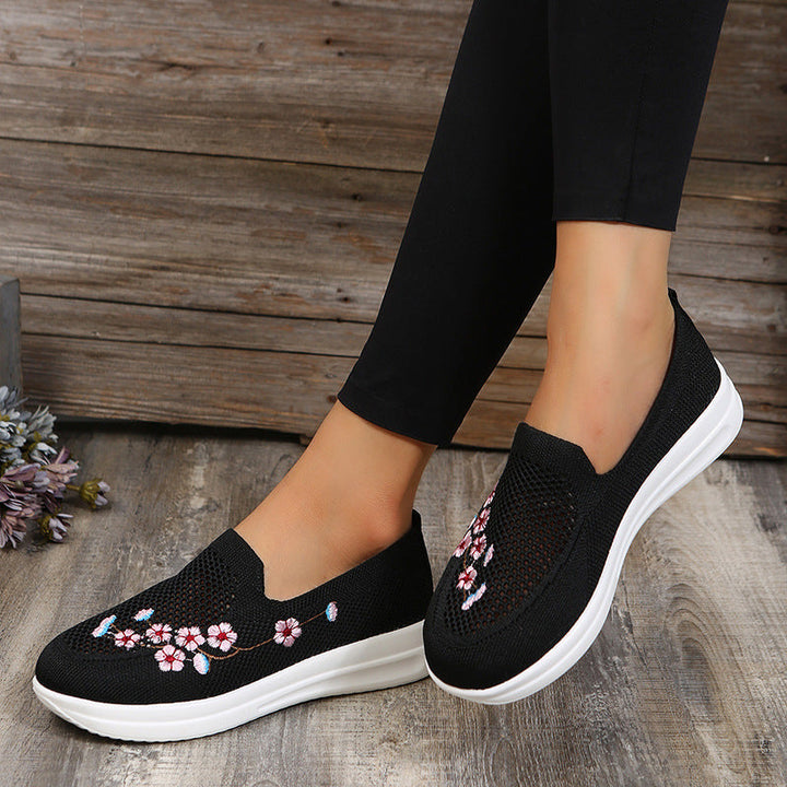 Levoire | Baskets À Enfiler Ergonomiques Avec Détail Floral Pour Femmes Noir