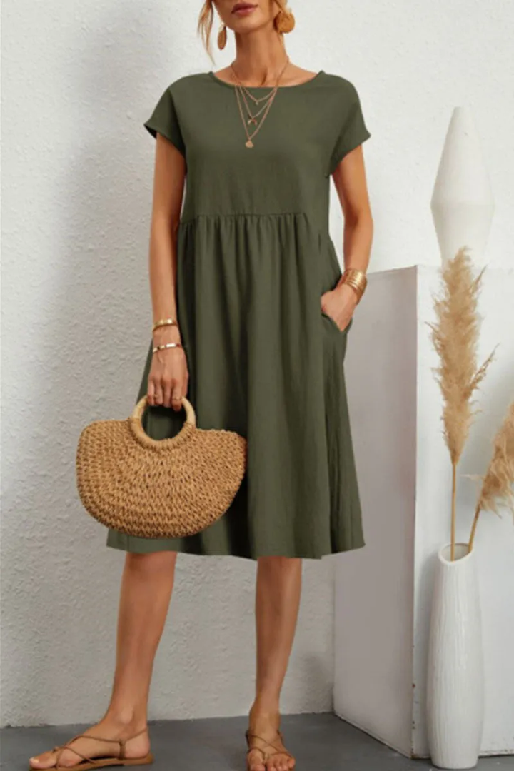 Levoire | Robe décontractée à manches courtes et col rond en patchwork uni Armée Verte