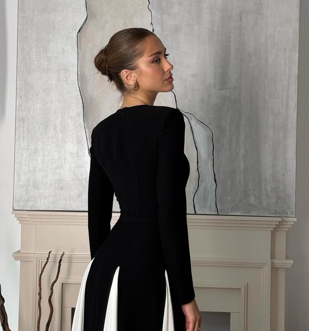Levoire | Élégance Monochrome Robe Maxi