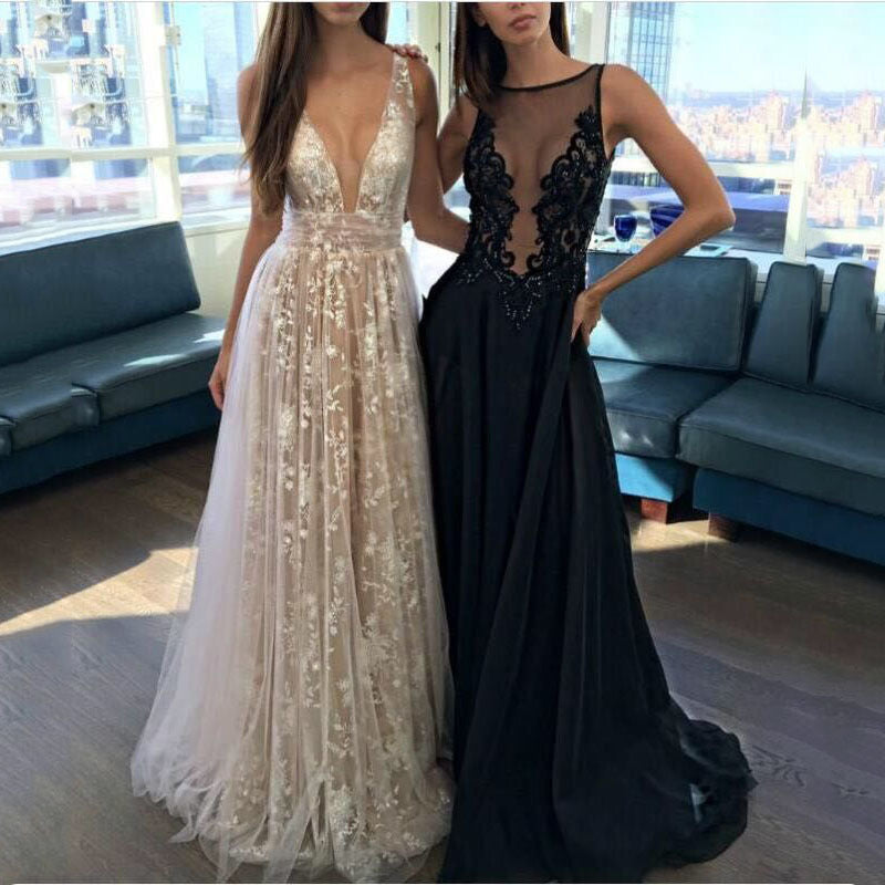 Levoire | Robe de soirée dos nu en dentelle glamour à décolleté profond