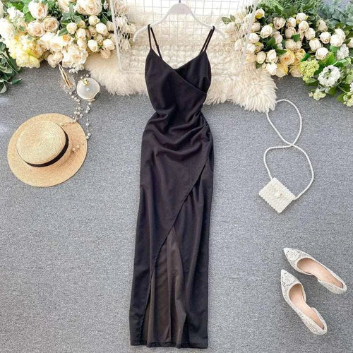 Levoire | Robe à décolleté en V et fente