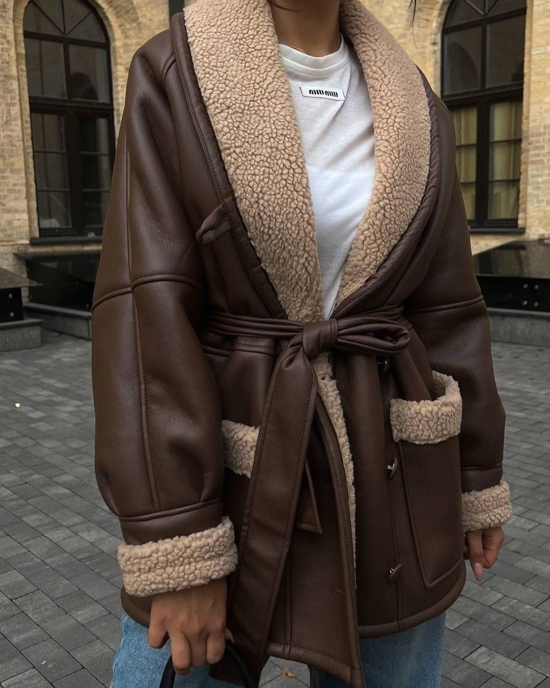 Levoire | Veste En Cuir À Manches Longues Pour Femmes Braun