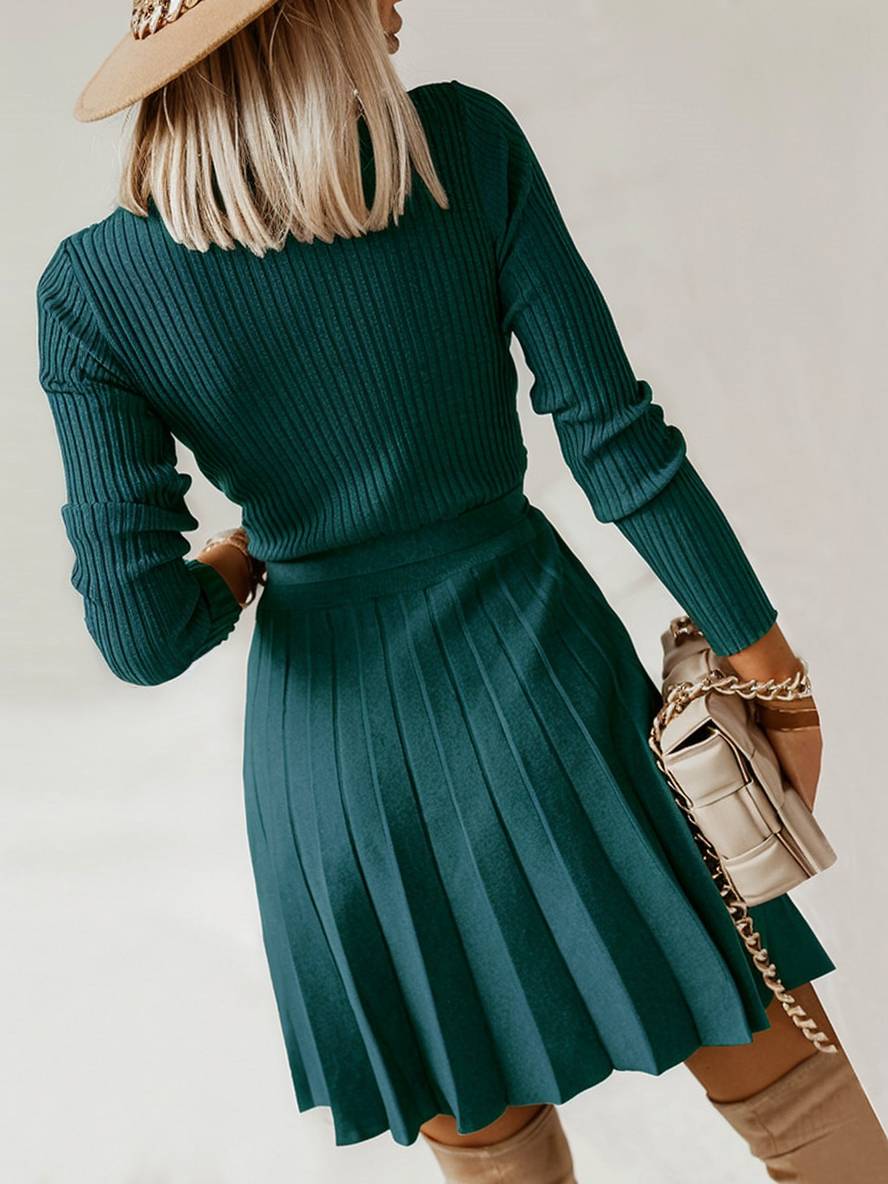Levoire | Robe Courte À Manches Longues, Décolleté En V Et Ceinture Pour Un Look Polyvalent