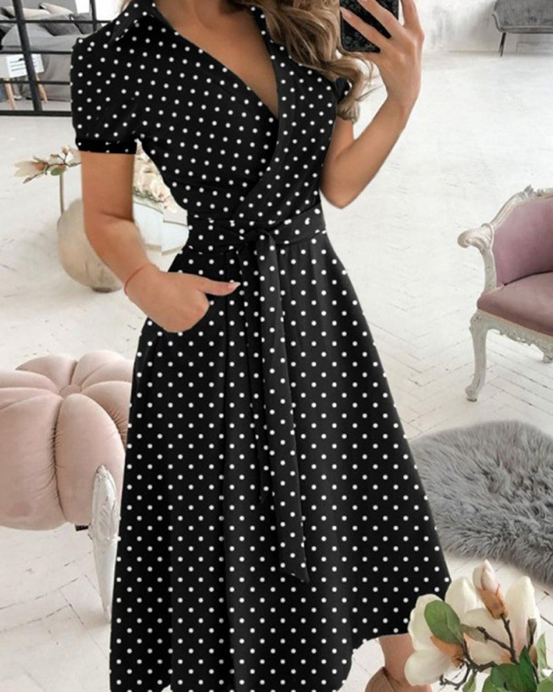 Levoire | Robe Évasée Avec Manches Courtes Et Style Décontracté Pois noirs