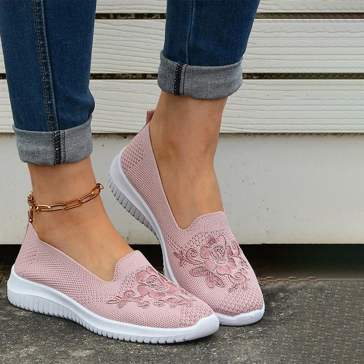 Levoire | Élégante Botte Coulissante Avec Façade Décorée Pour Femmes Rosa