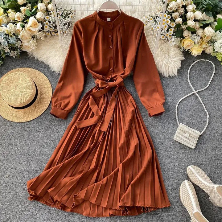 Levoire | Robe ajustée avec col montant Karamelli Une taille