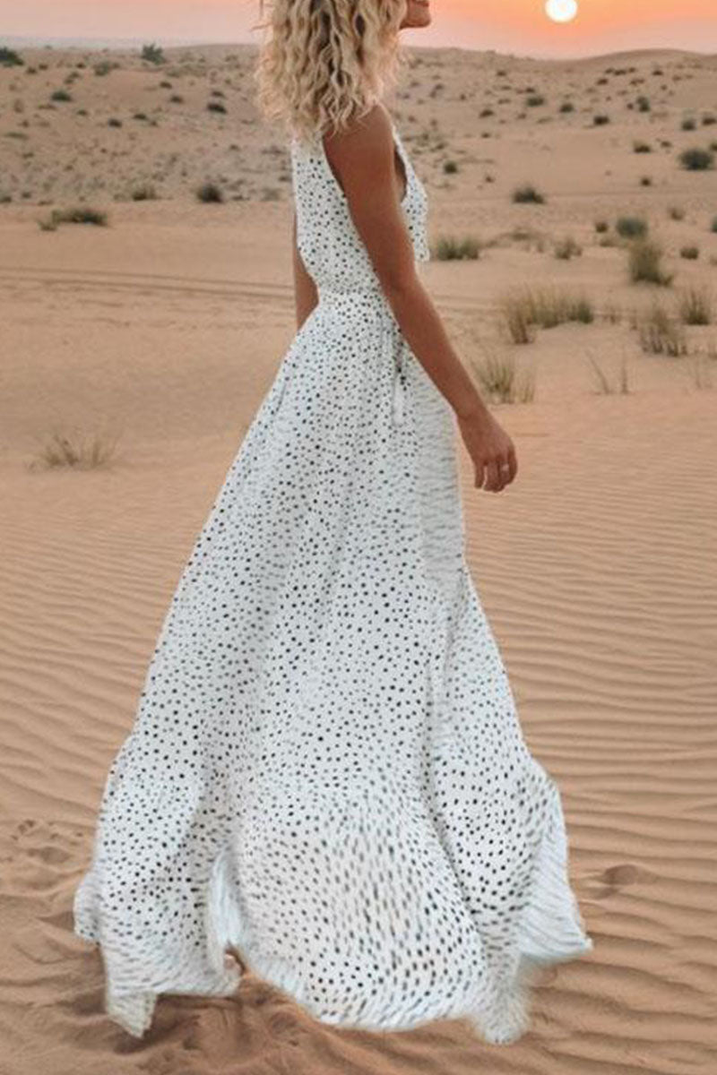 Levoire | Robes à encolure en V et à pois bohémiens très tendance