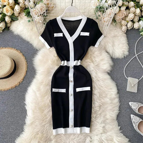 Levoire | Robe tricot à col en V