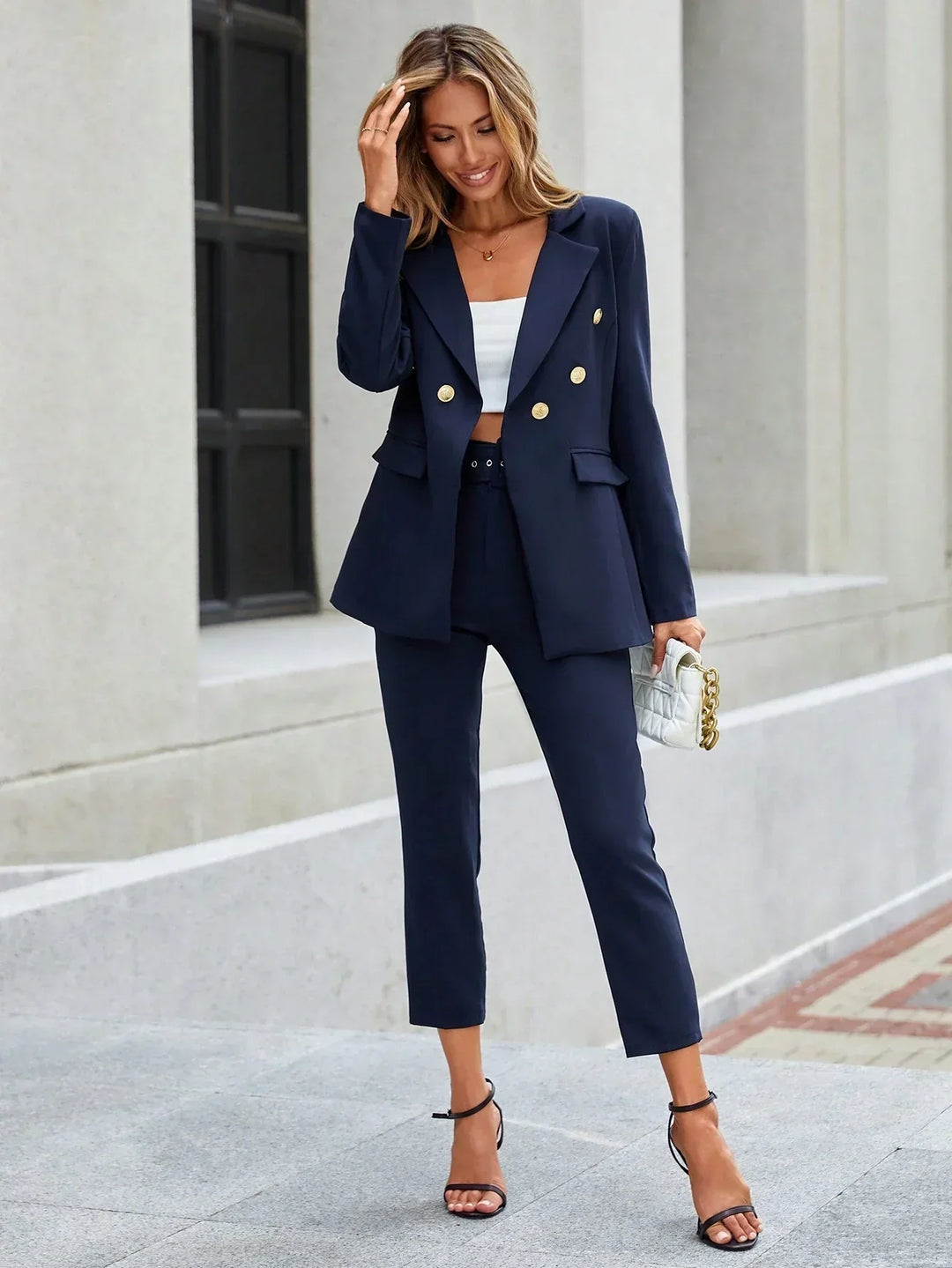 Levoire | Blazer Élégant À Manches Longues Avec Ceinture Et Pantalon Assorti Gris d'avoine