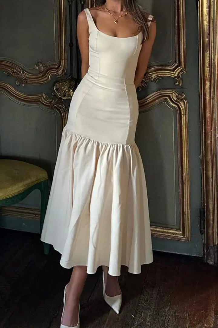 Levoire | Robe À Col En U À Volants Sexy Unie Milky