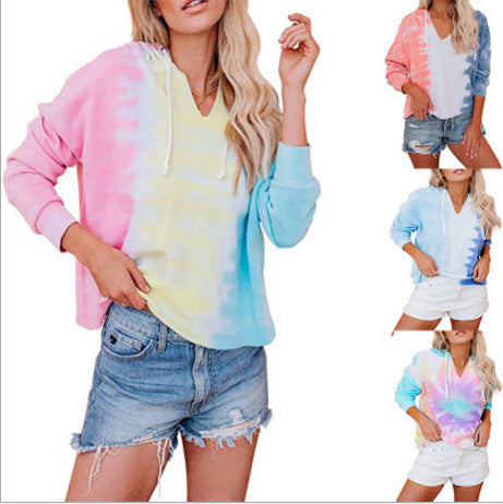 Haut à capuche pour femme à col en V avec design tie-dye Levoire