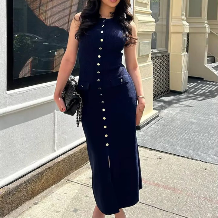 Levoire | L'Élégance D'Une Robe Qui Attire L'Attention Bleu marine
