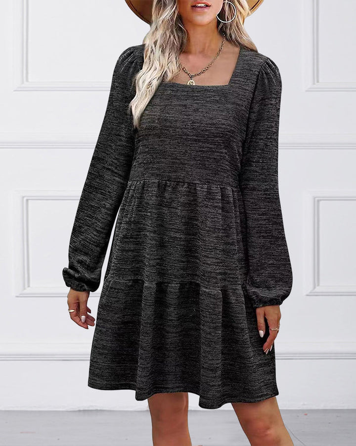 Levoire | Robe à manches longues avec encolure carrée Noir