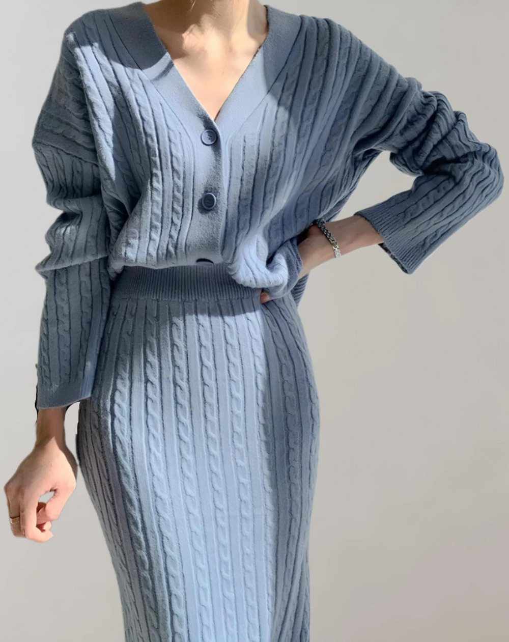 Levoire | Ensemble Deux Pièces Pour Femmes Avec Une Patte De Boutonnage Bleu