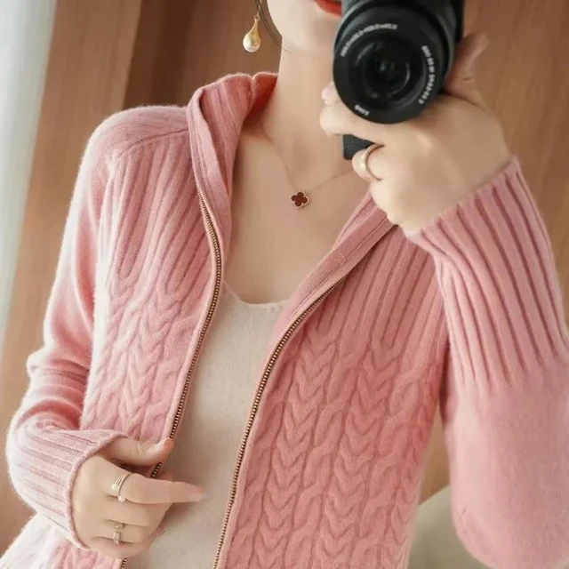 Levoire | Veste femme à fermeture éclair avec capuche câblée Rosa