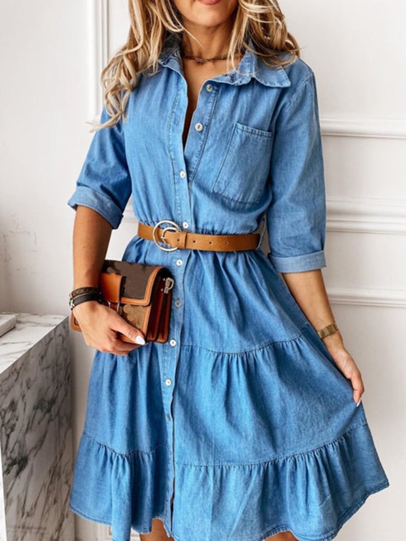 Levoire | Robe en denim à revers et coupe trapèze