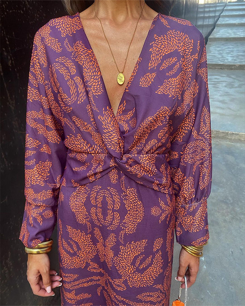 Levoire | Robe Élégante À Imprimé Et Décolleté En V À Manches Longues