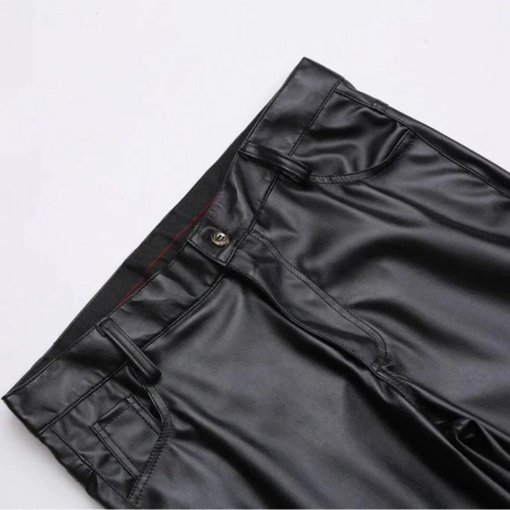 Levoire | Pantalon en cuir avec finition brillante et coupe flatteuse pour Femmes