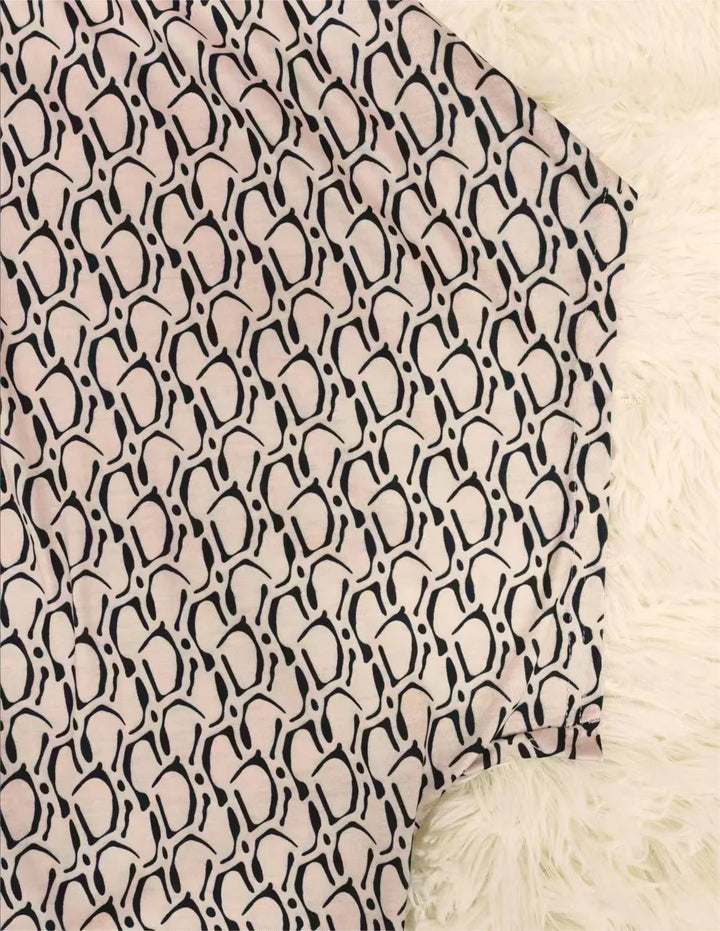 Levoire | Collection T-Shirt Col V Style Col Montant