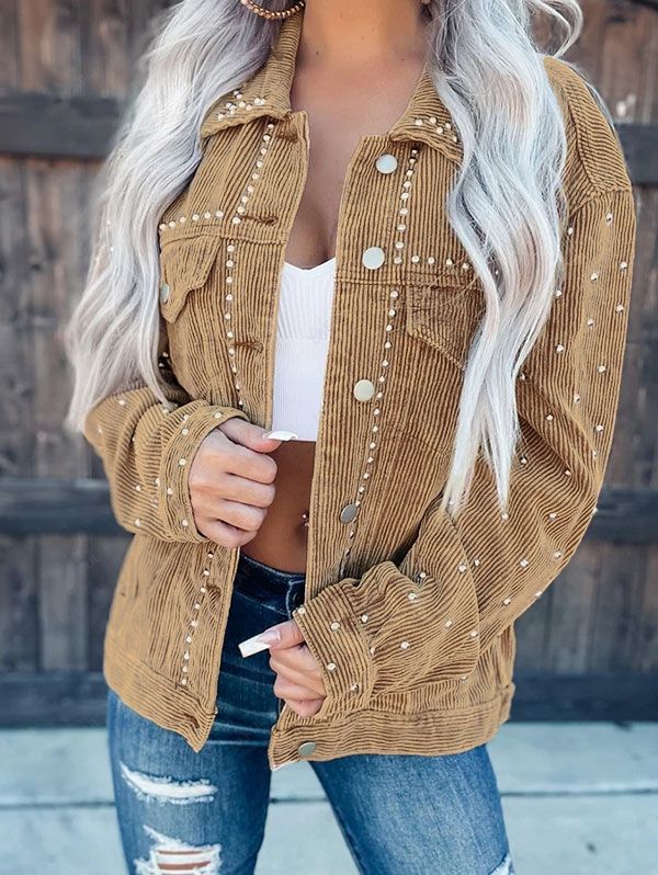 Levoire | Veste Pour Femmes Avec Clous Et Unie Dans Le Style Streetwear Beige
