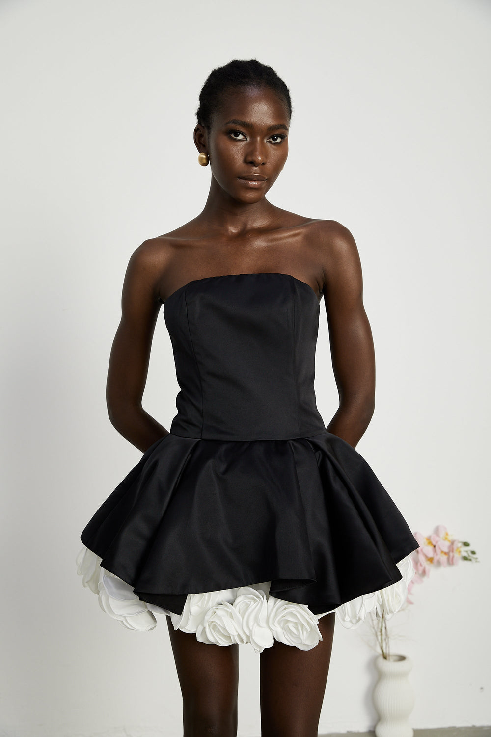Levoire | Robe Mini Corset Sans Bretelles Petal Noire