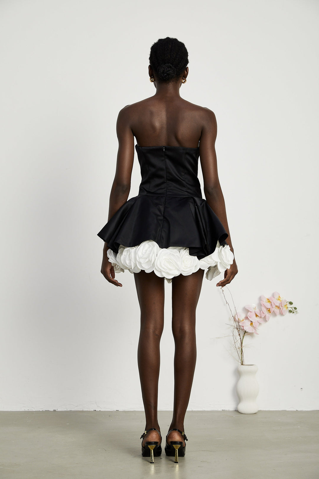 Levoire | Robe Mini Corset Sans Bretelles Petal Noire
