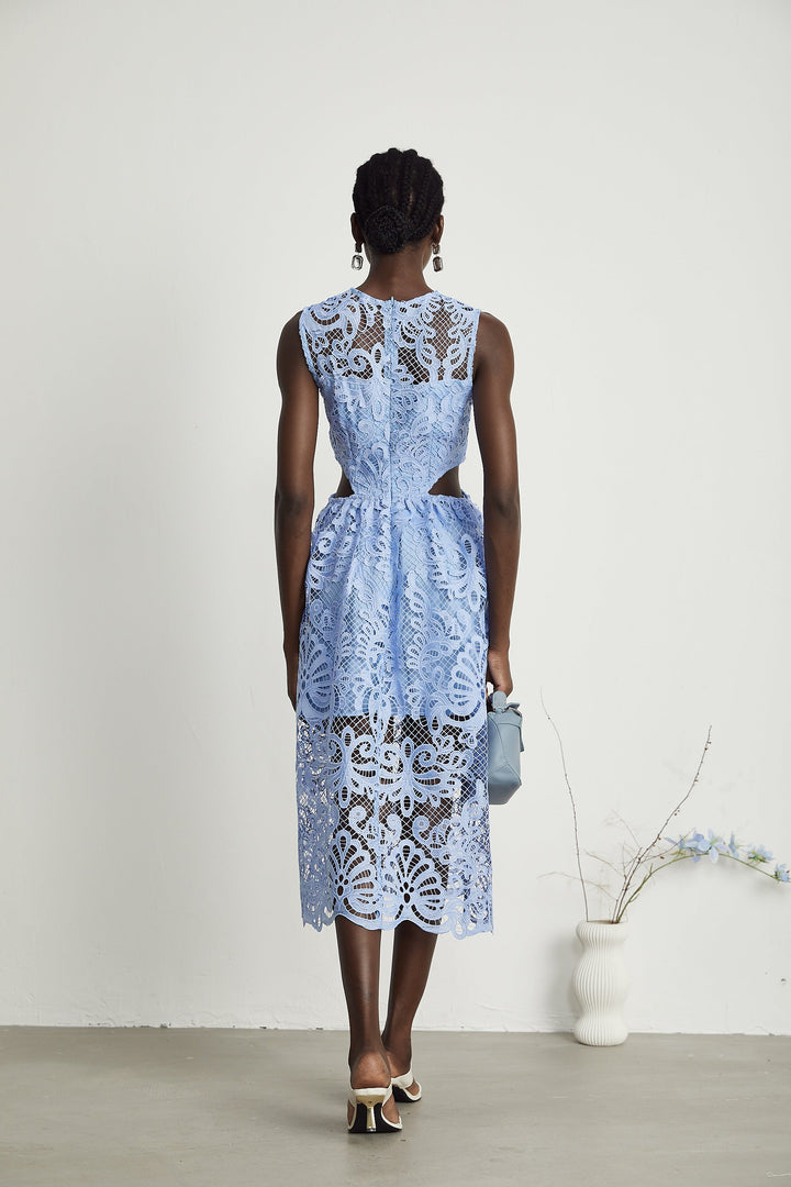 Levoire | Floral Brodé Semi Transparent Midi Robe