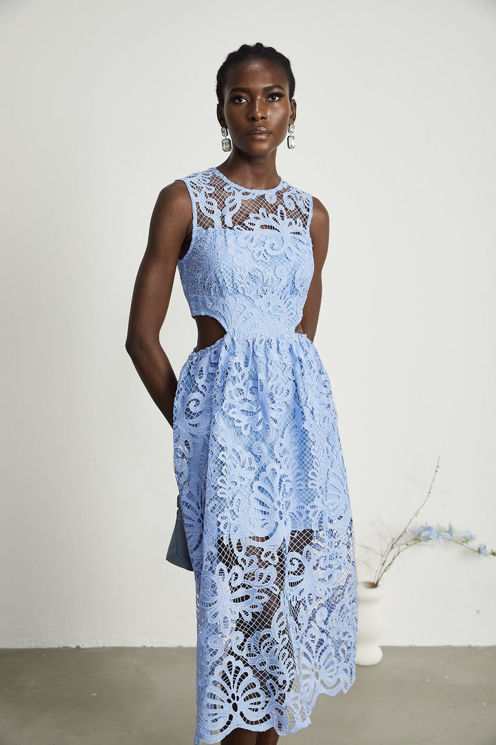 Levoire | Floral Brodé Semi Transparent Midi Robe