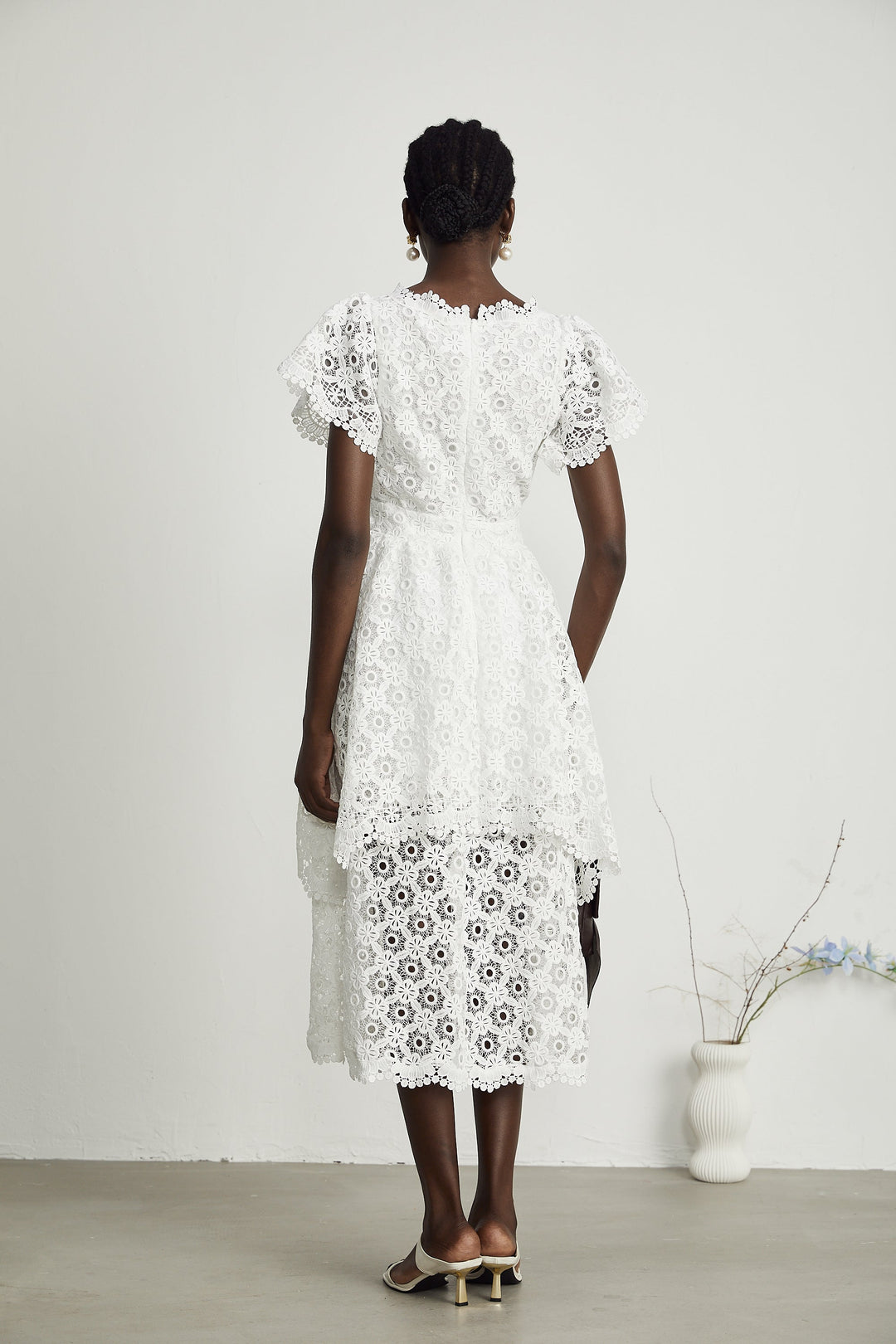 Levoire | Encolure En Dentelle Midi Robe À Couches