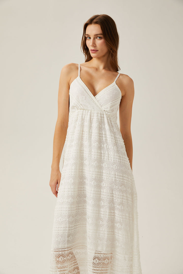 Levoire | Robe Midi Blanche À Encolure En V Découpée
