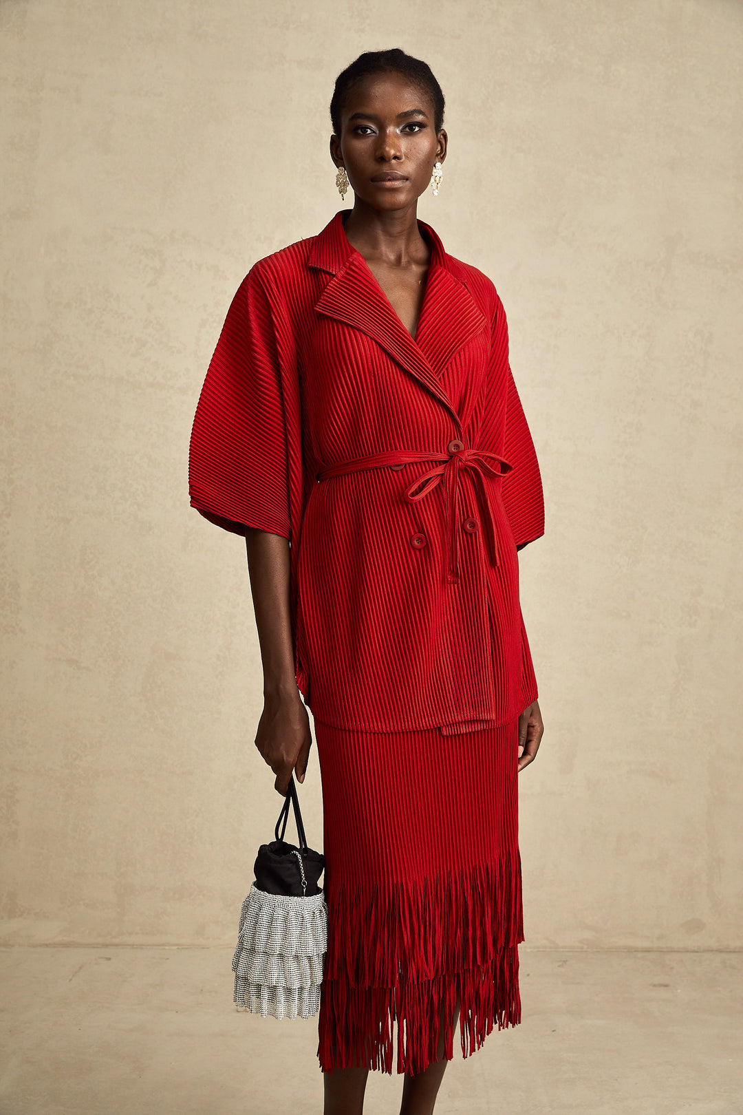 Levoire | Veste Plissée Rouge Et Ensemble De Jupe Assorti
