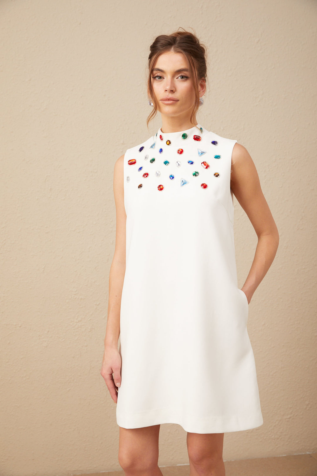 Levoire | Élise Blanc Cristal Grande Taille Nœud Sans Manches Mini Robe