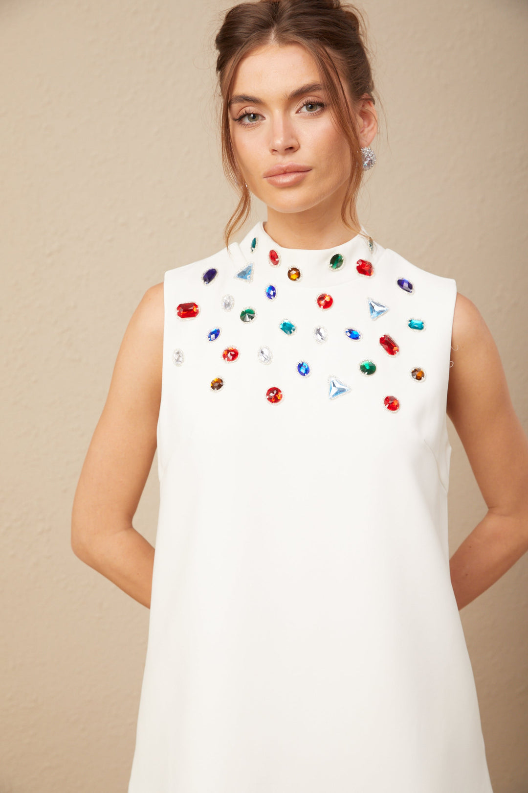 Levoire | Élise Blanc Cristal Grande Taille Nœud Sans Manches Mini Robe