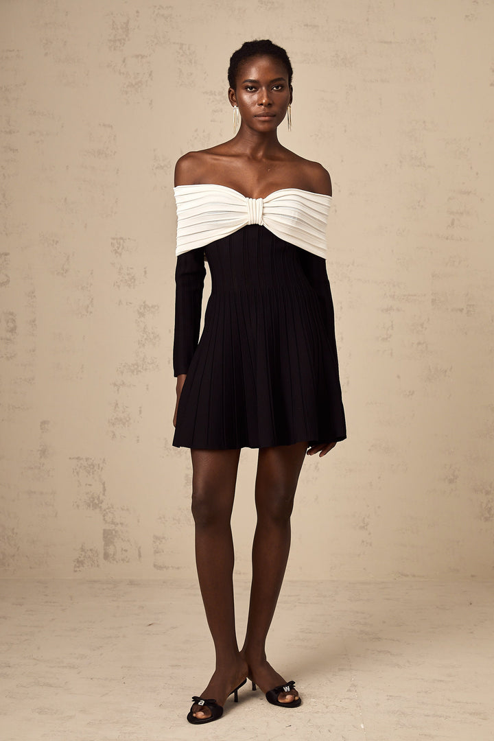 Levoire | Robe Mini En Tricot Noire À Épaules Dénudées Avec Nœud