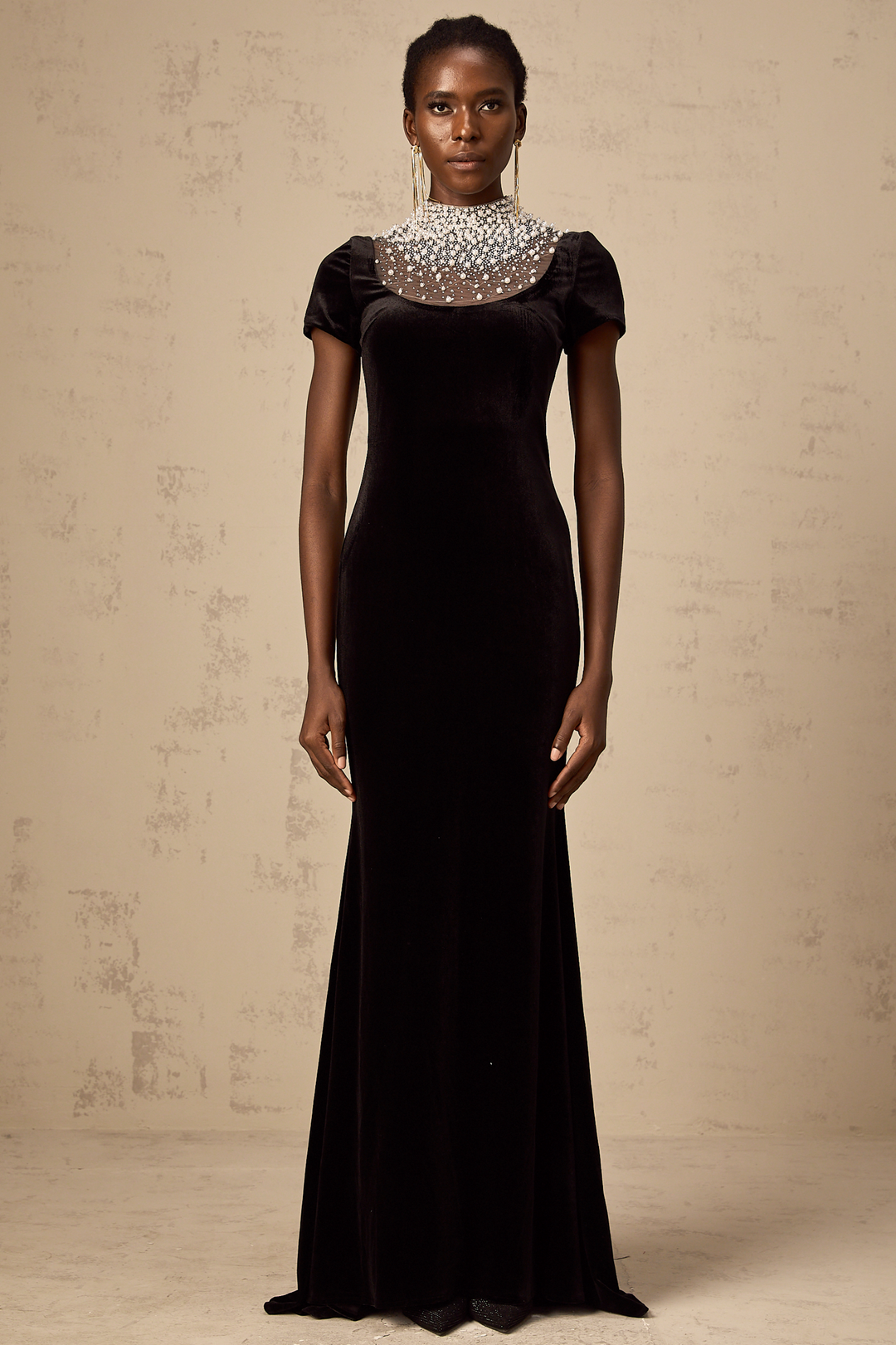 Levoire | Noir Faux Perles Décoré Velours Maxi Robe