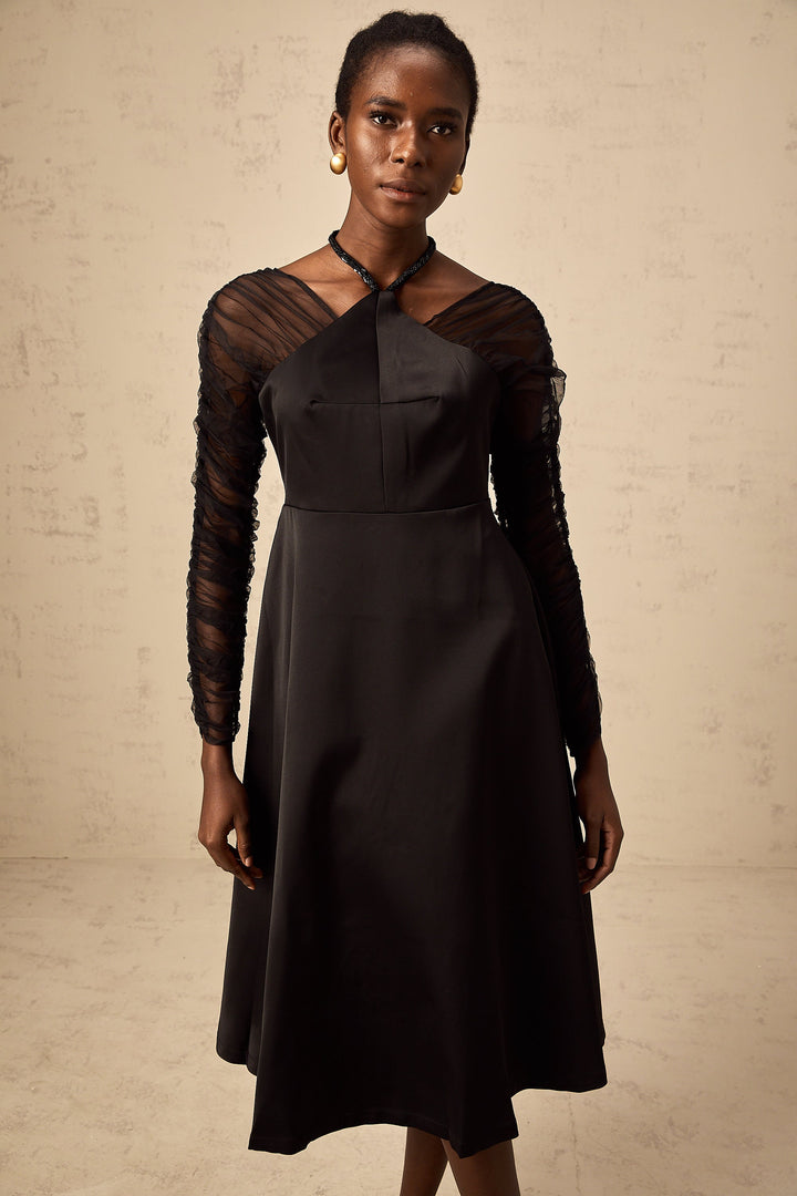 Levoire | Robe Midi À Panneaux Noire À Col Halter