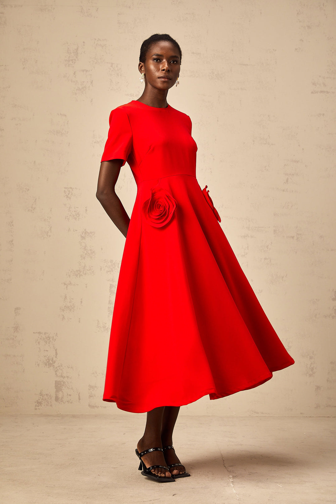 Levoire | Application De Fleurs Rouges Robe Midi