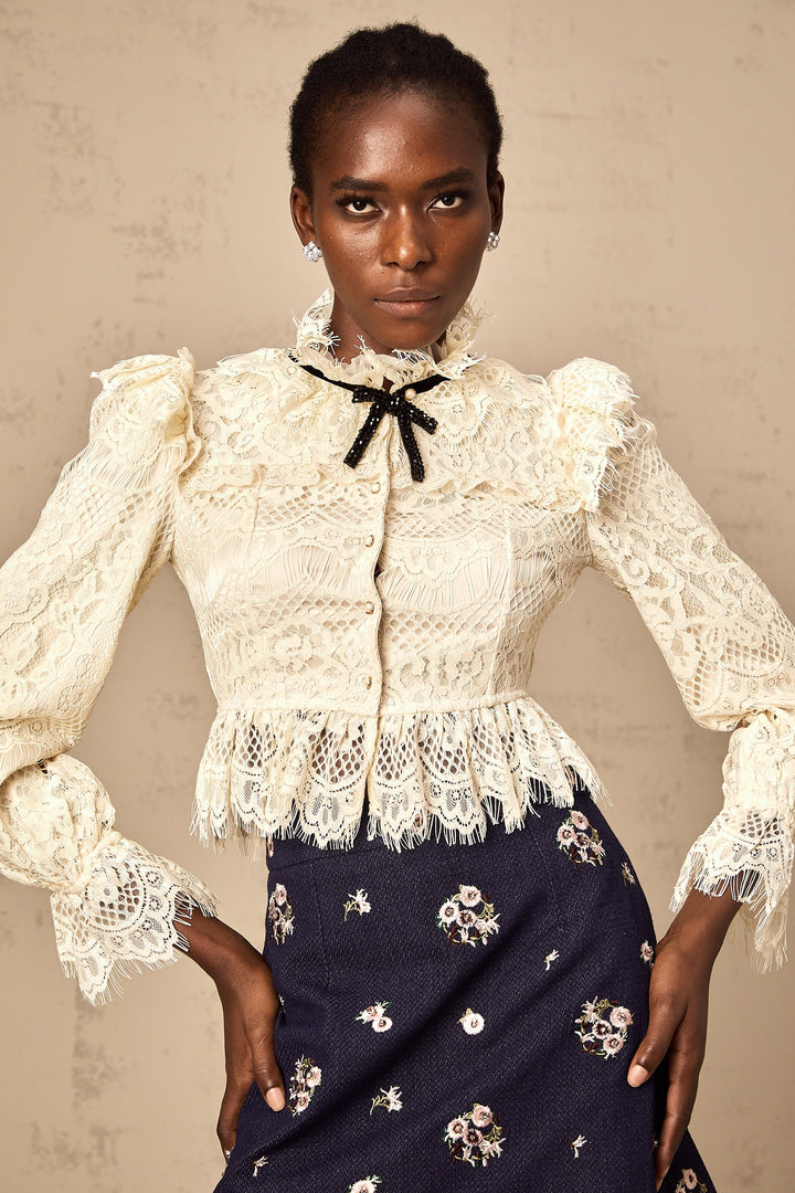 Levoire | Off White Nœud Motif Fleuri Blouse