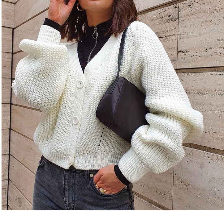 Cardigan pour femmes avec col en V et grands boutons en bois Levoire