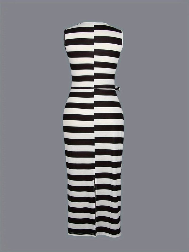 Levoire | Robe Élégante Avec Col Rond Et Motif Rayé