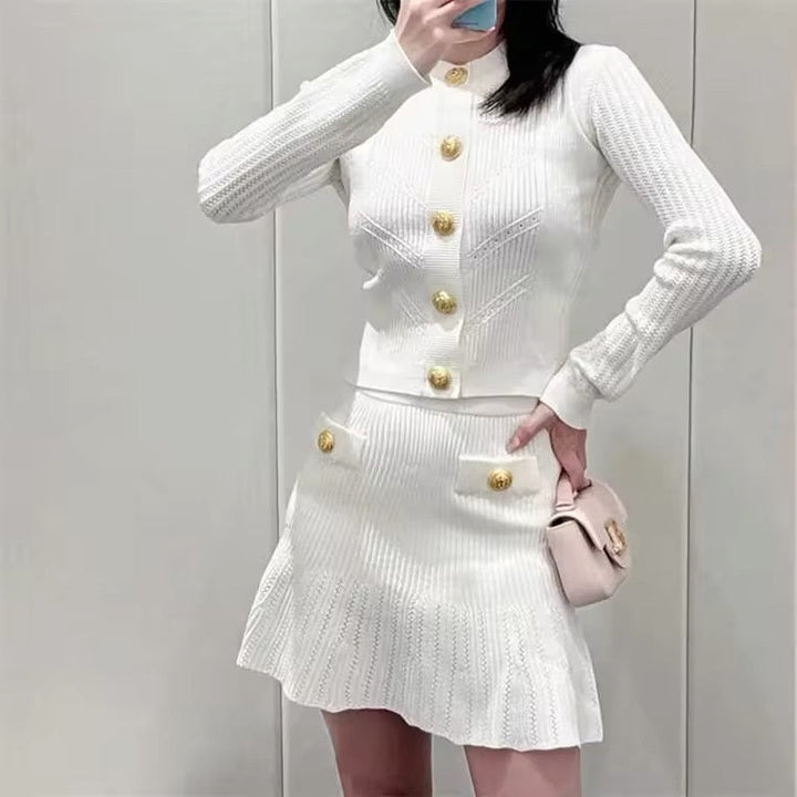 Levoire | Ensemble En Tricot Deux Pièces Avec Des Boutons Dorés Blanc